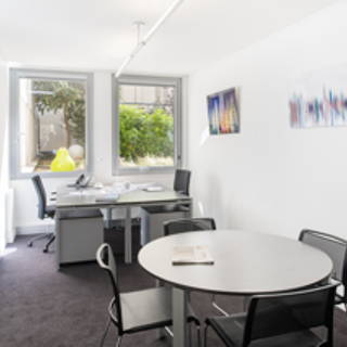 Bureau privé 18 m² 4 postes Coworking Rue Quentin-Bauchart Paris 75008 - photo 5